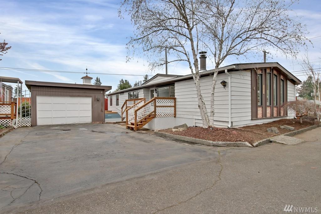 10606 18th Ave - Photo 1
