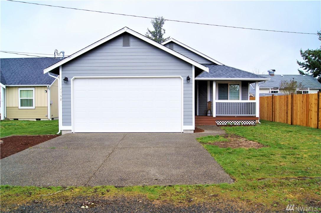 206 2nd St - Photo 1