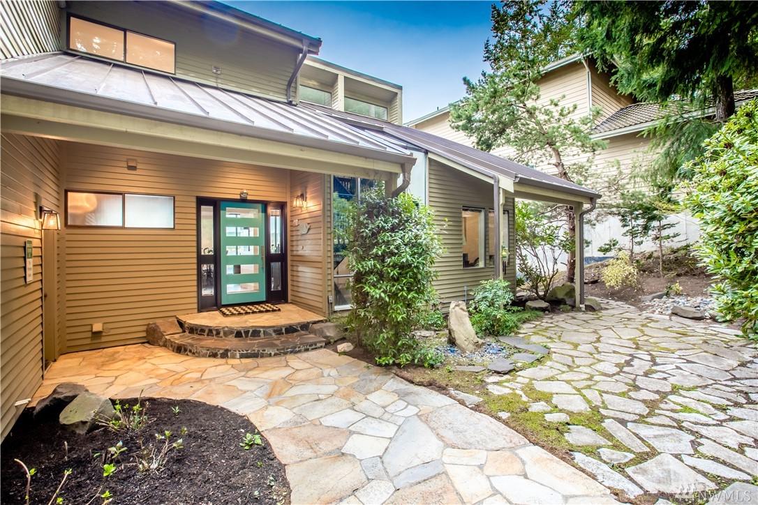 12706 Burnham Dr - Photo 1