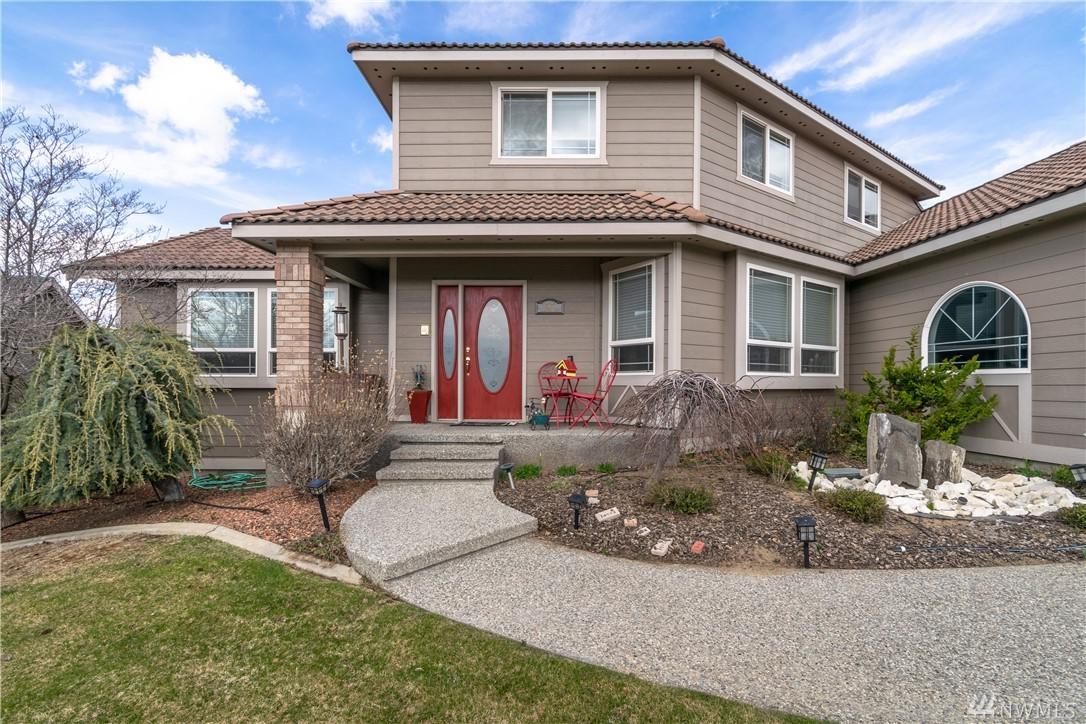 707 Briarwood Dr - Photo 1