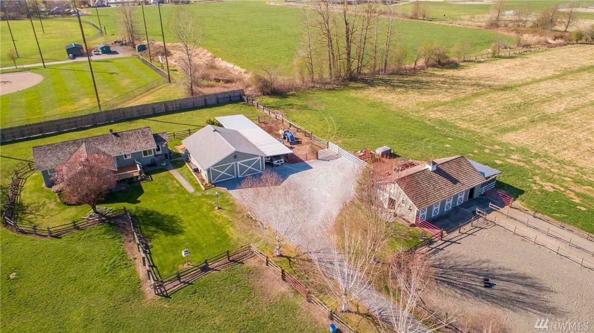 46623 Enumclaw Buckley Rd - Photo 1