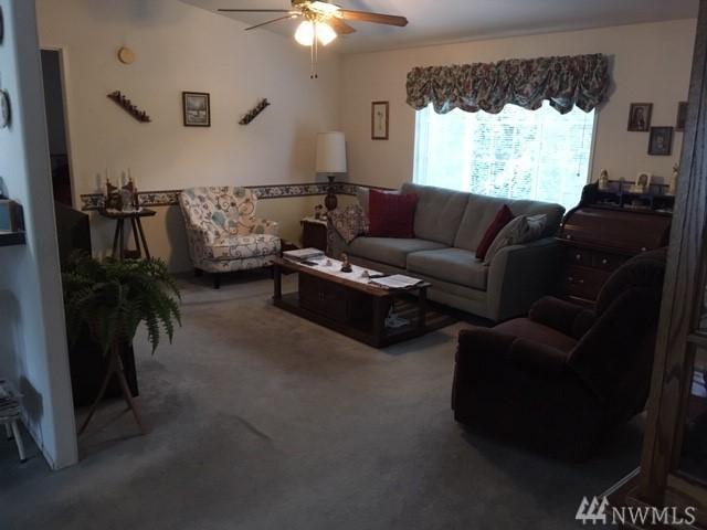 15932 55th St - Photo 1