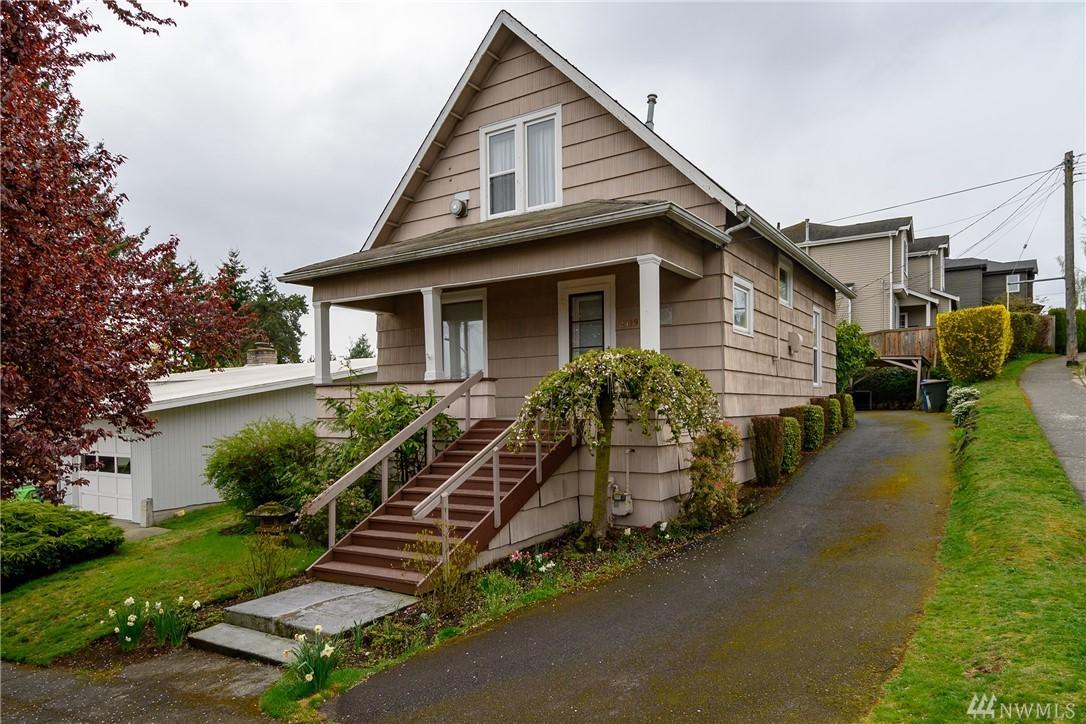 2419 Dravus St - Photo 1