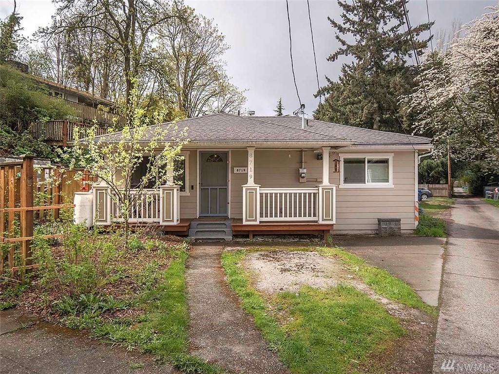 8719 10th Ave - Photo 1