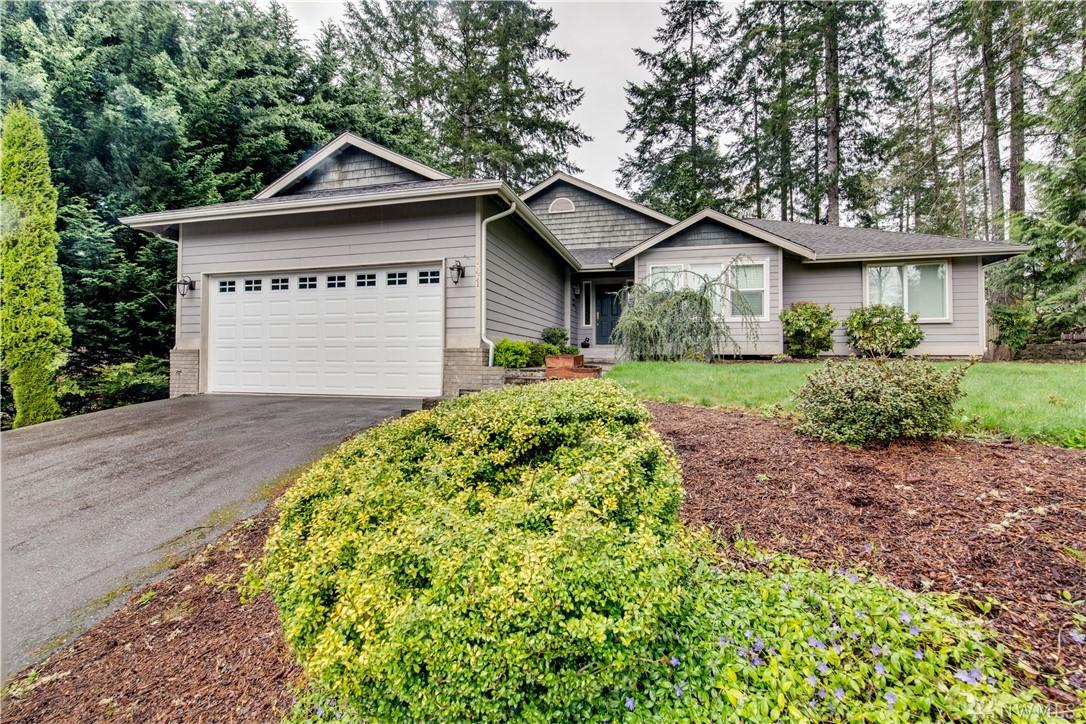 141 Lake Forest Dr - Photo 1