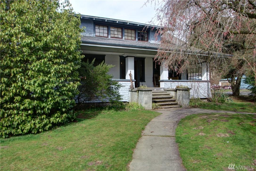 804 Ferry St - Photo 1