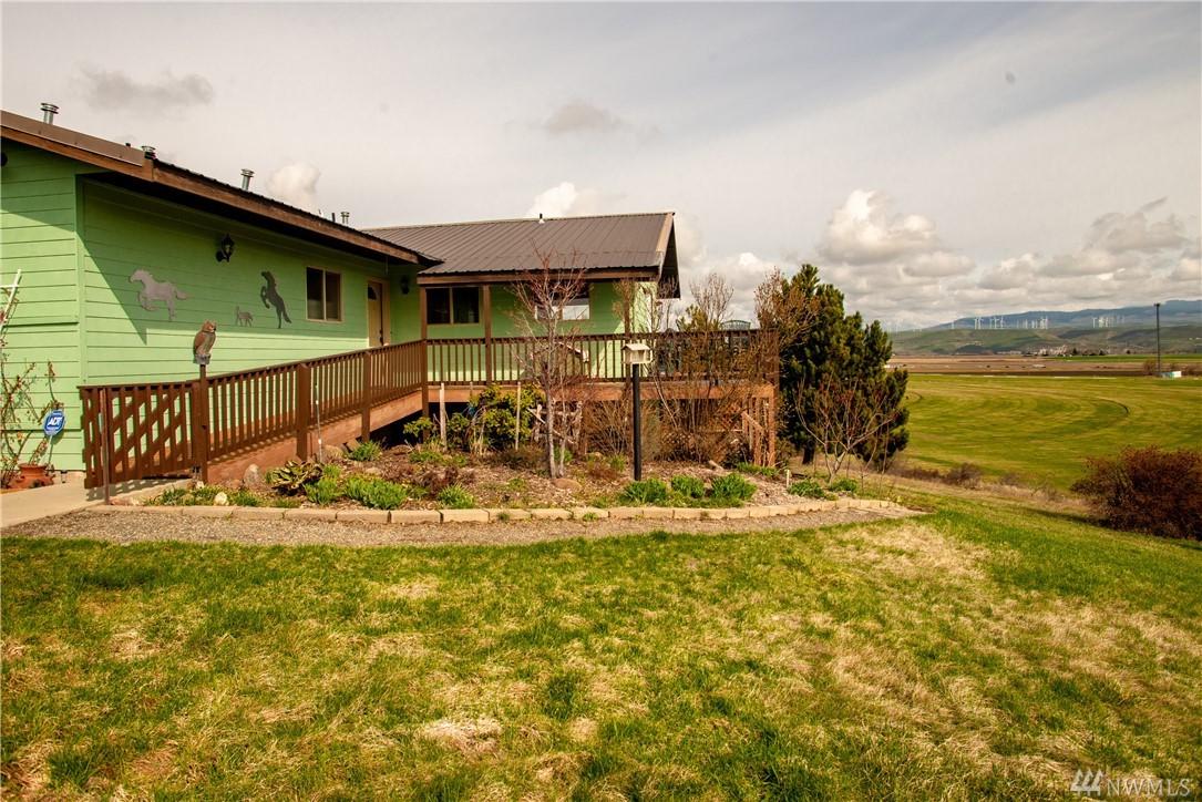 1260 Sisters Rd - Photo 1