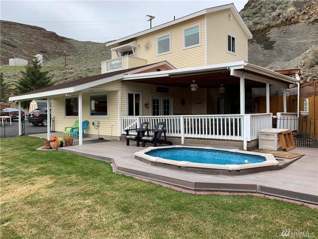 1352 Sunland Rd - Photo 1