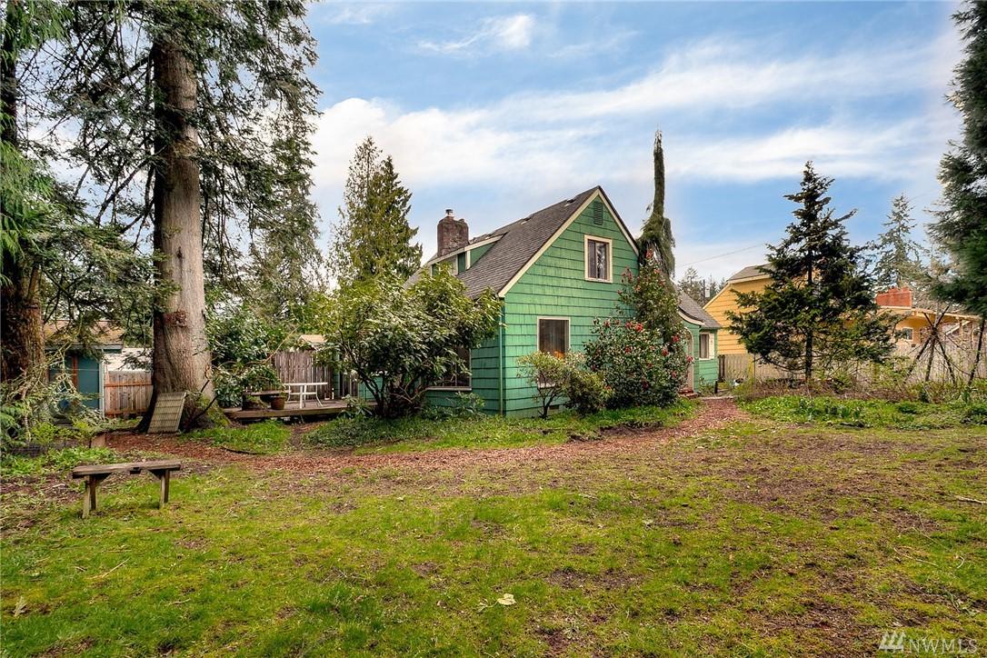 1615 Puget St - Photo 1