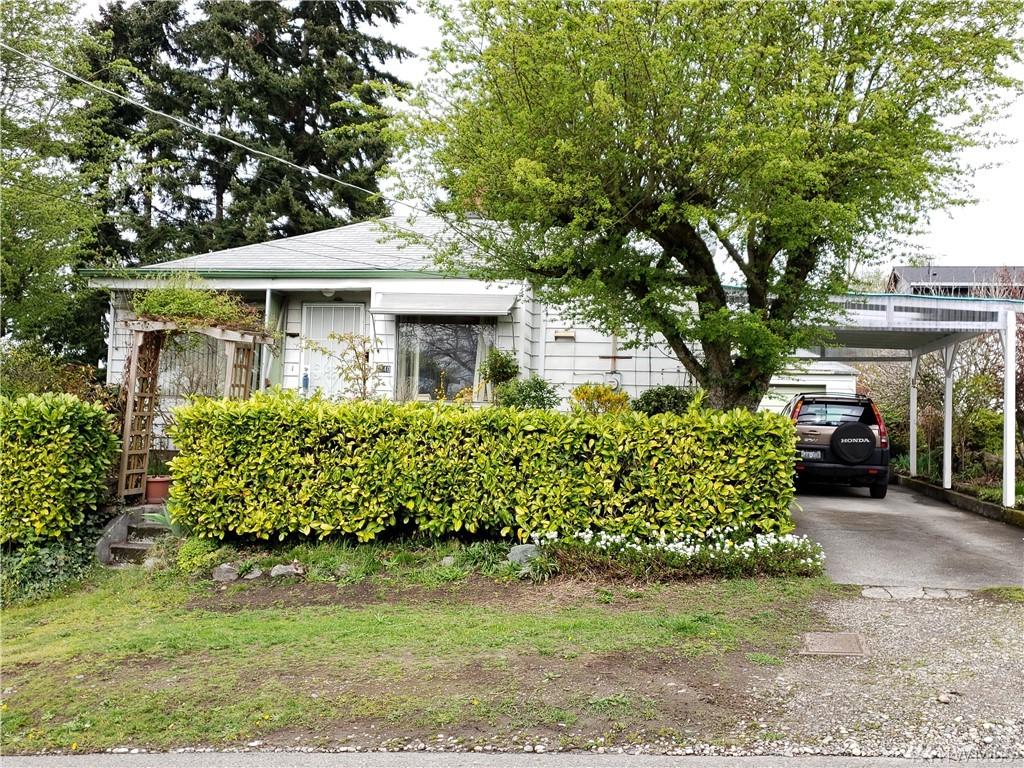 2440 Warsaw St - Photo 1