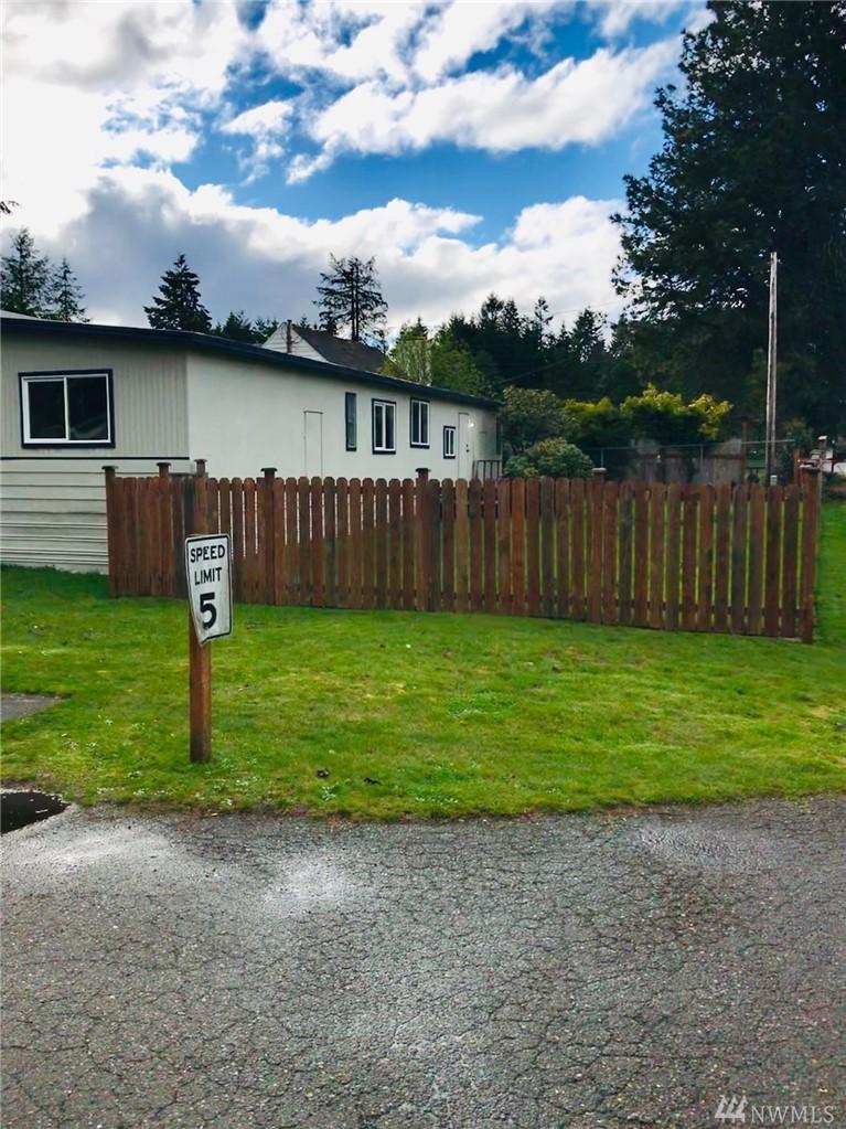 2805 76th Ave - Photo 1