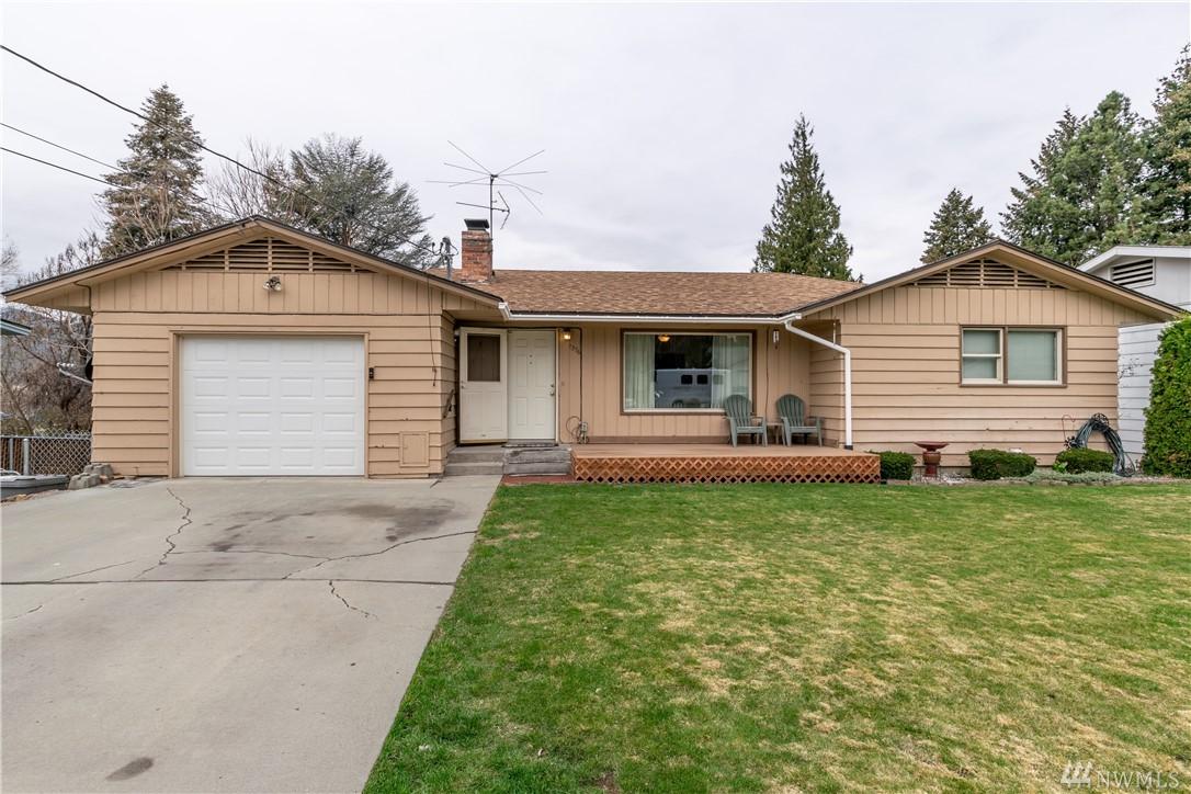 1376 Clements Cir - Photo 1