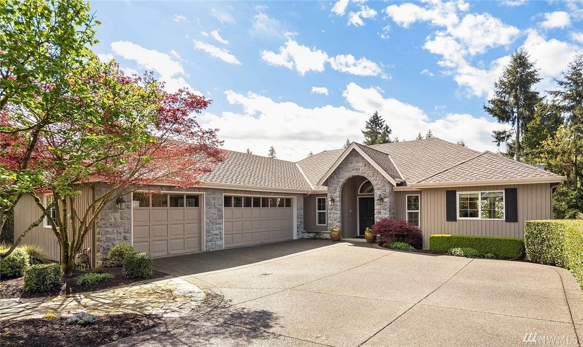 5703 108th Ave - Photo 1