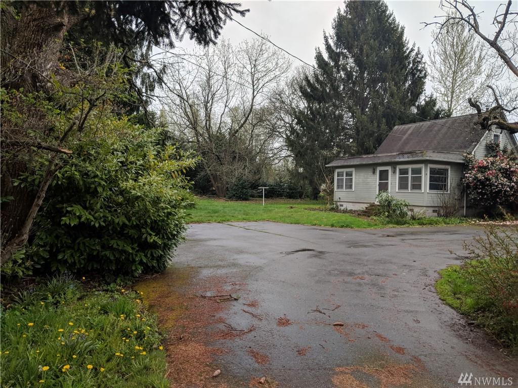 2605 54th Ave - Photo 1