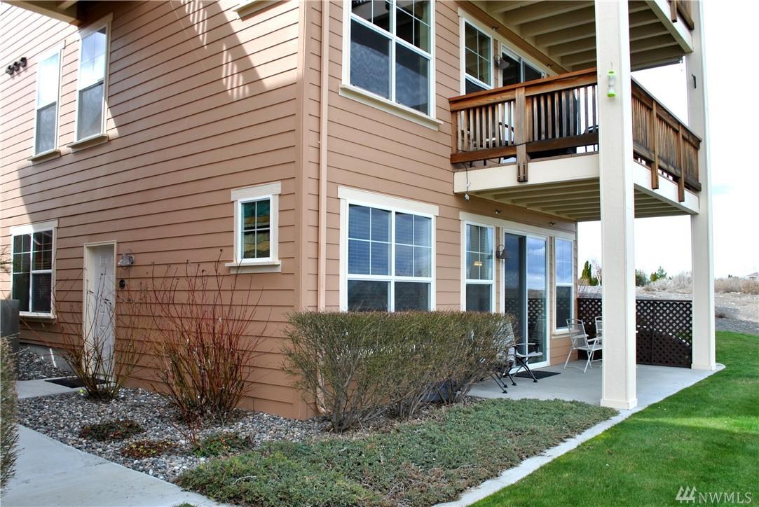 4395 Westshore Dr - Photo 1