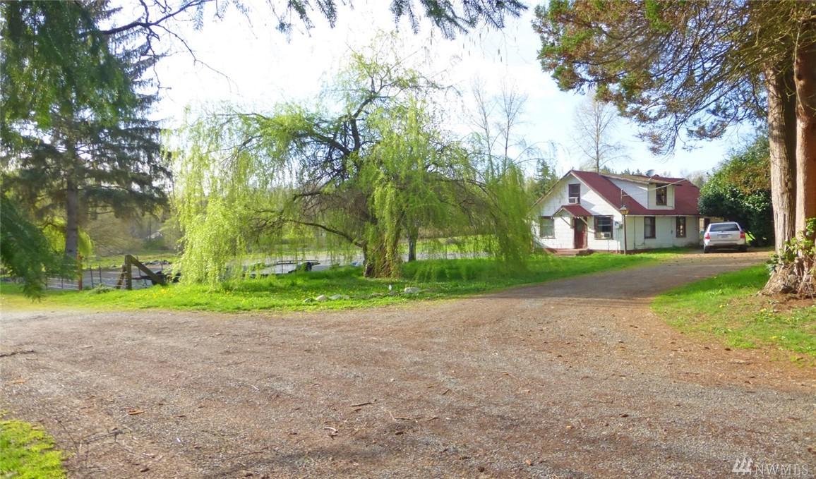 10025 32nd St - Photo 1
