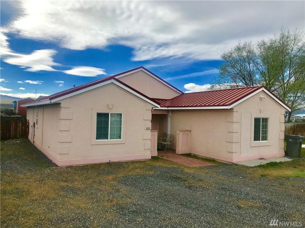 101 Yucca Pl Sw - Photo 1