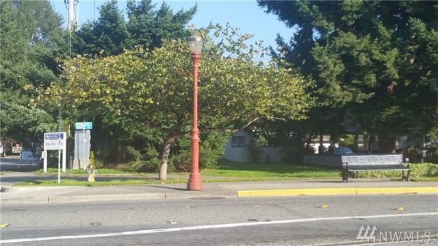 390 Rainier Blvd - Photo 1