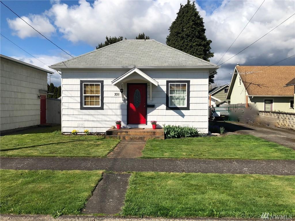 705 Crawford St - Photo 1