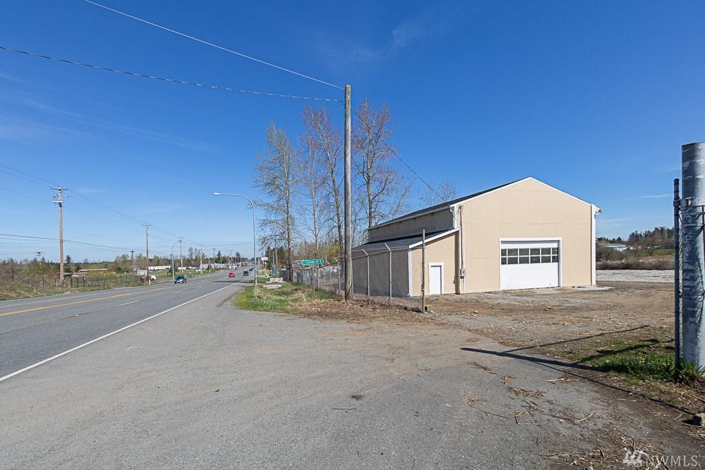 23303 Meridian - Photo 1