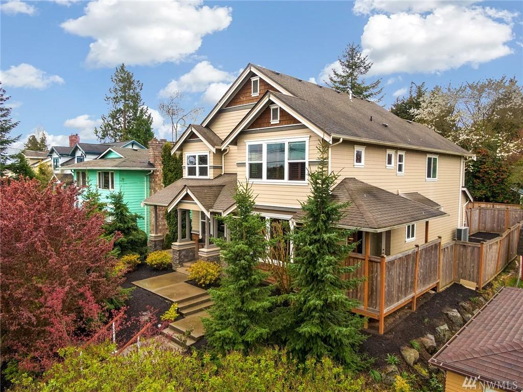 8211 8th Ave - Photo 1