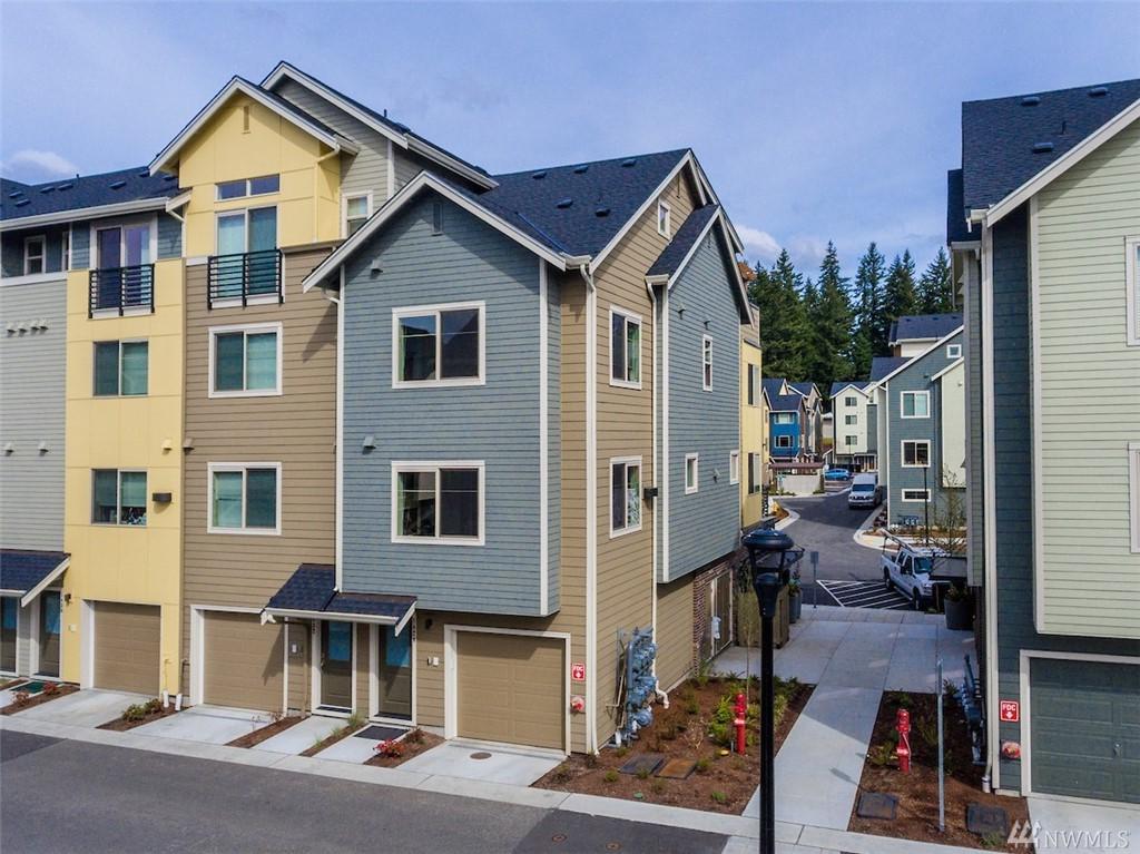 1428 157th Ct - Photo 1