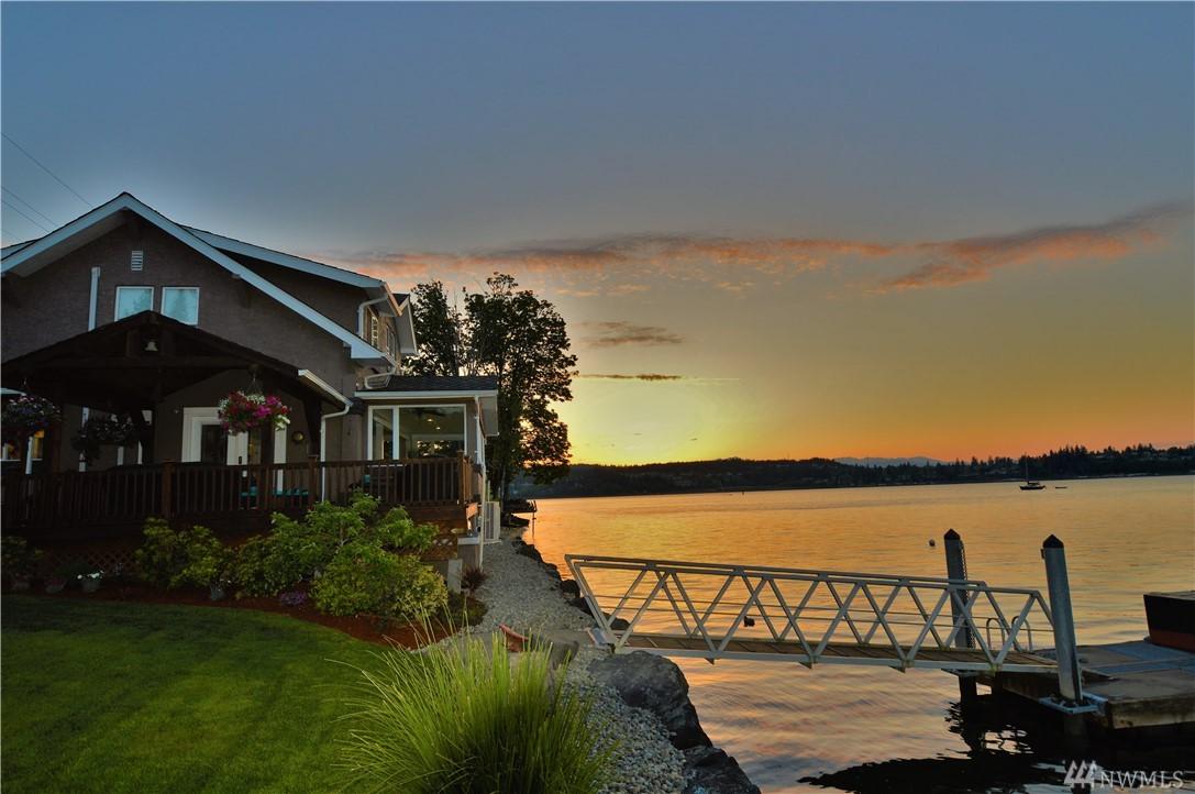 275 Bay St - Photo 1