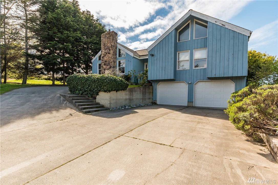 1363 Chatham Lane - Photo 1