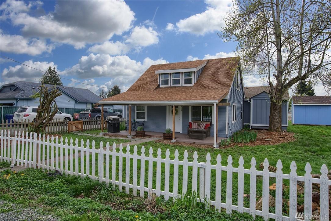 216 6th Ave - Photo 1