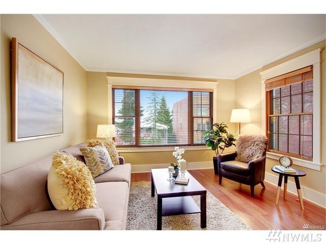 213 17th Ave - Photo 1