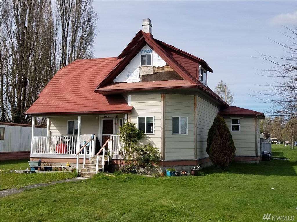 590 F St - Photo 1