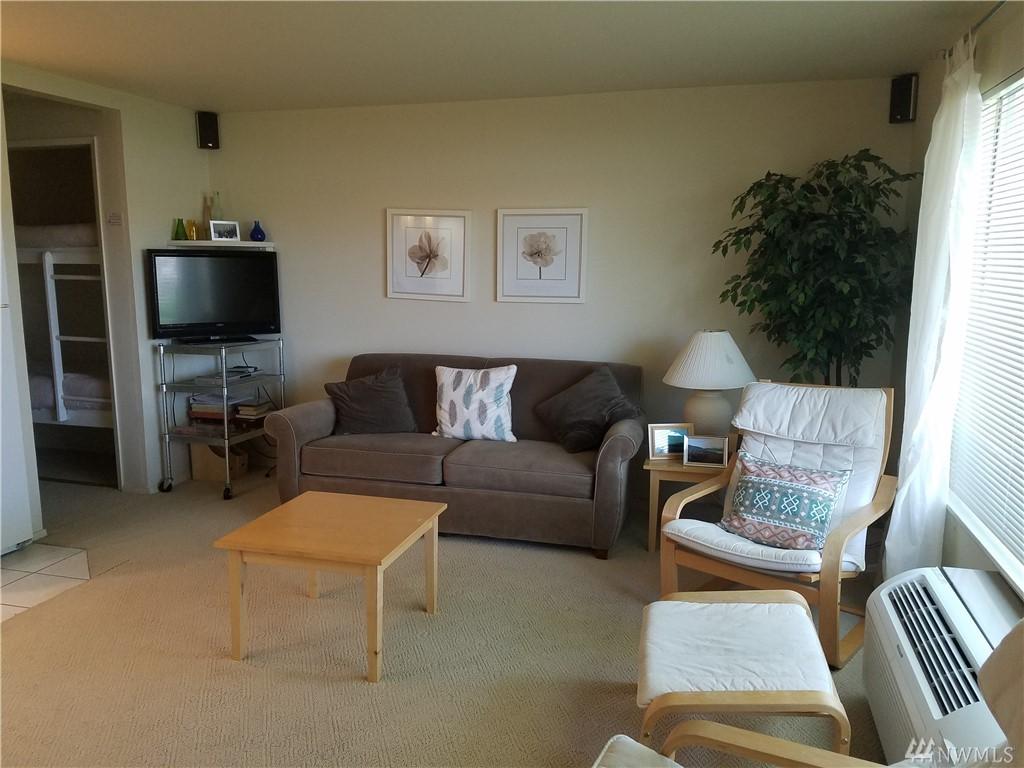 8903 Crescent Bar Rd - Photo 1