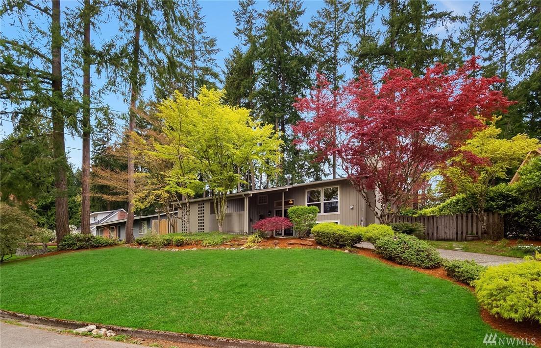 2511 166th Ave - Photo 1