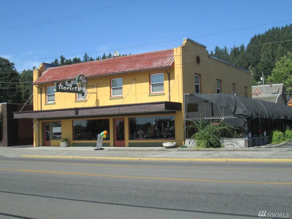 748 Market Blvd - Photo 1