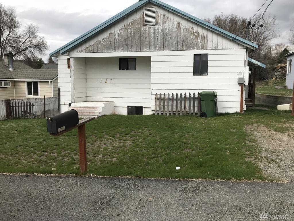 223 Dewberry - Photo 1