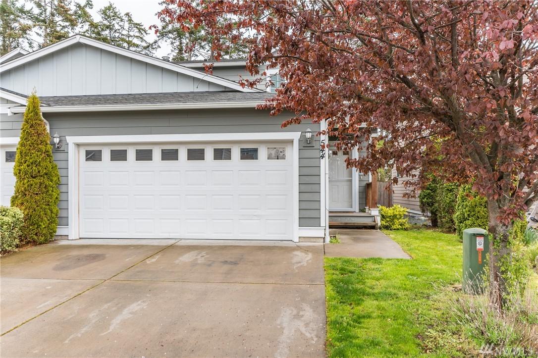 544 Oxford Place - Photo 1