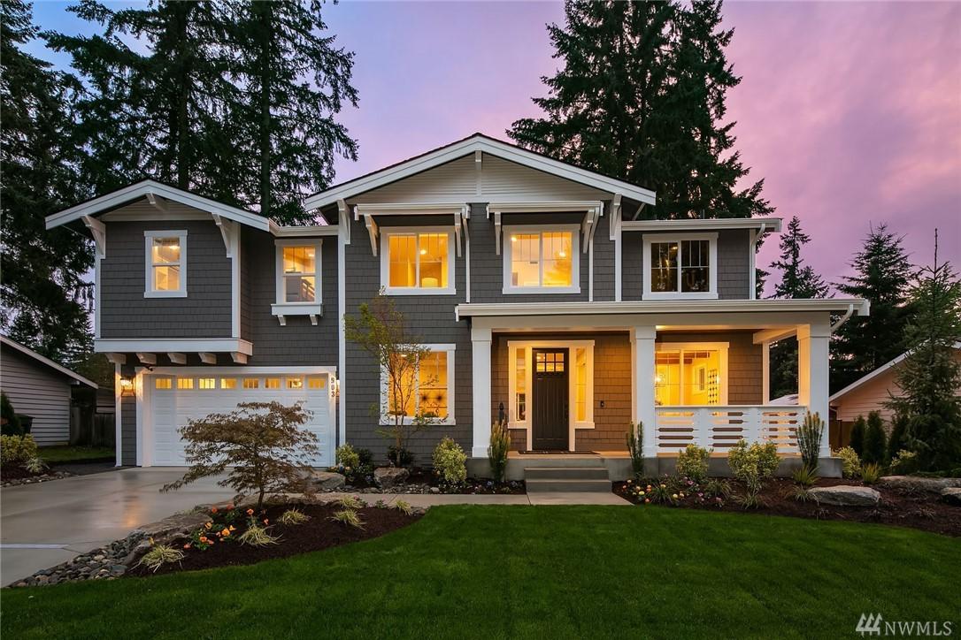 903 166th Ave - Photo 1