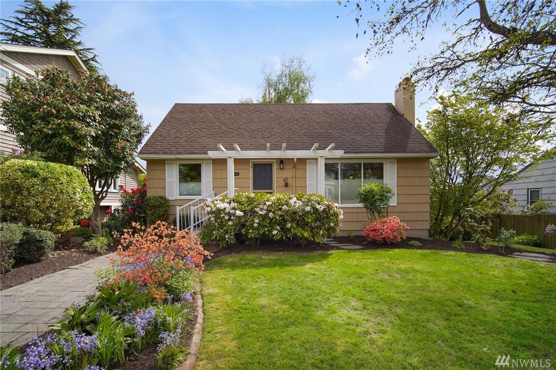 7044 54th Ave - Photo 1
