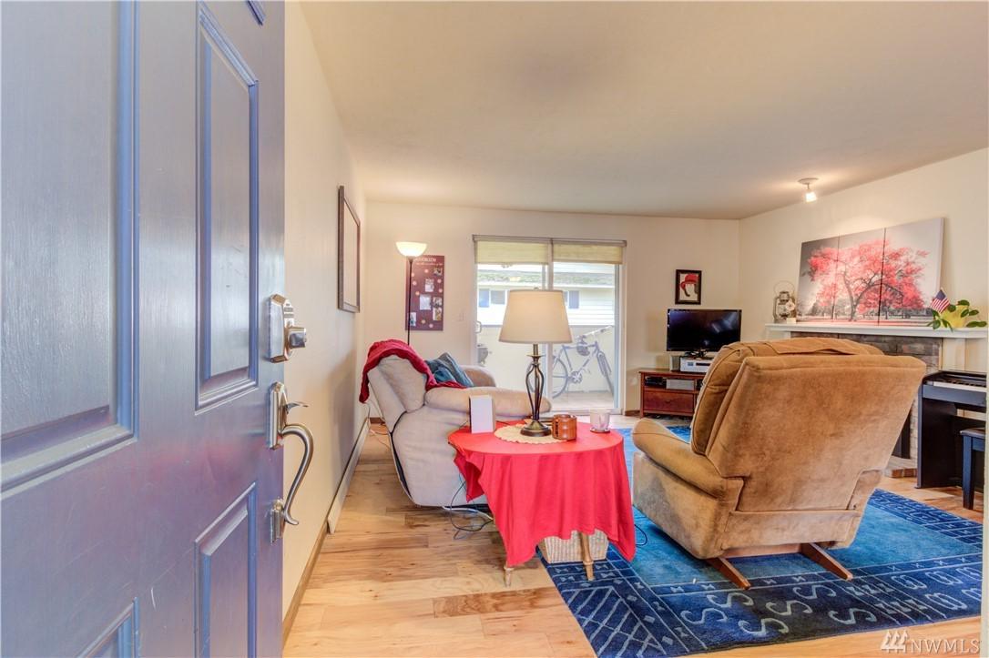 12906 8th Ave W - Photo 1