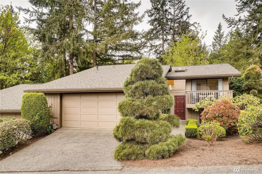 7 168th Ave - Photo 1