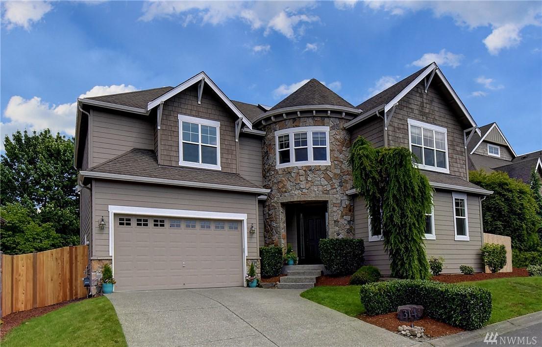 314 239th Ct - Photo 1