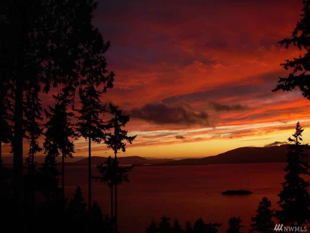 1276 Chuckanut Dr - Photo 1
