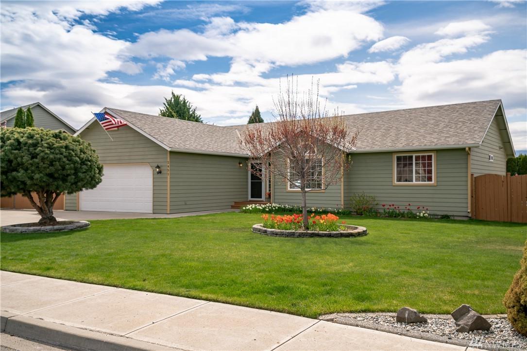 2451 Plateau Dr - Photo 1