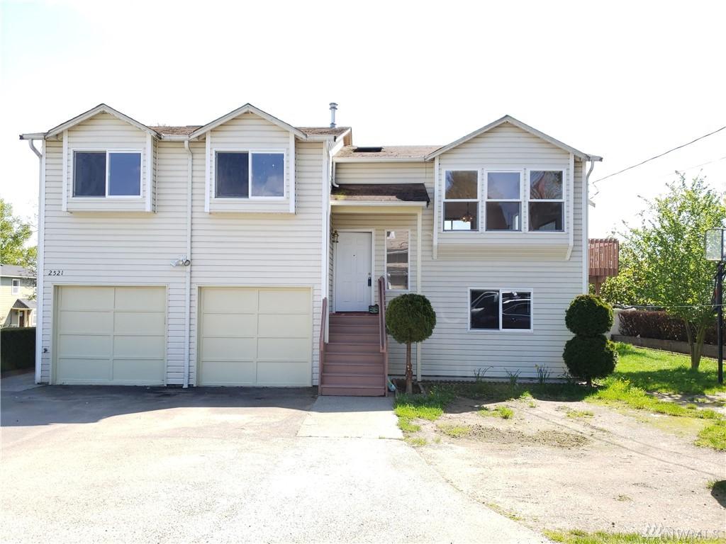 2521 Graham St - Photo 1