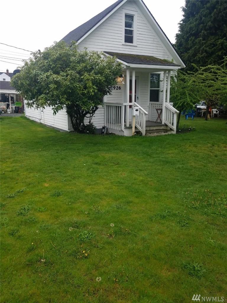 1926 6th St - Photo 1