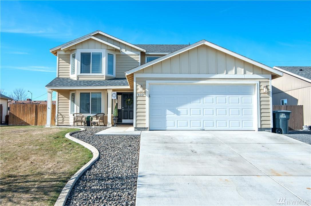 832 Polo Ridge Dr - Photo 1