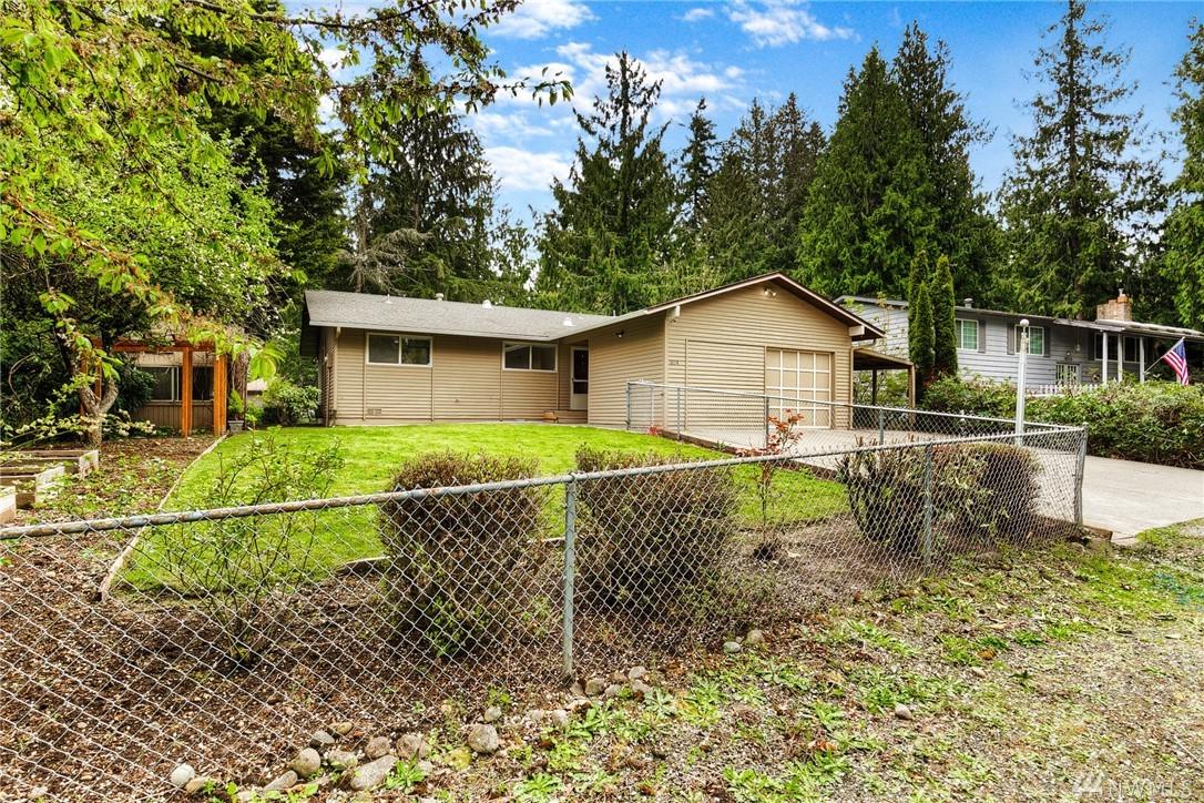 18114 43rd St - Photo 1