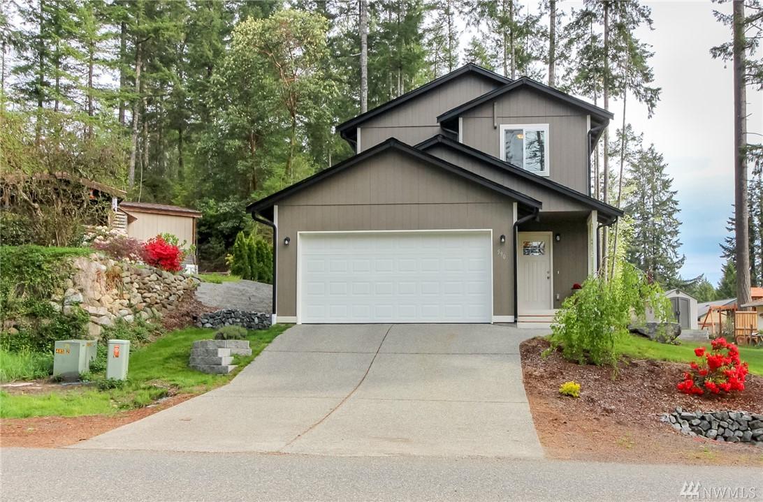 590 Larson Blvd - Photo 1