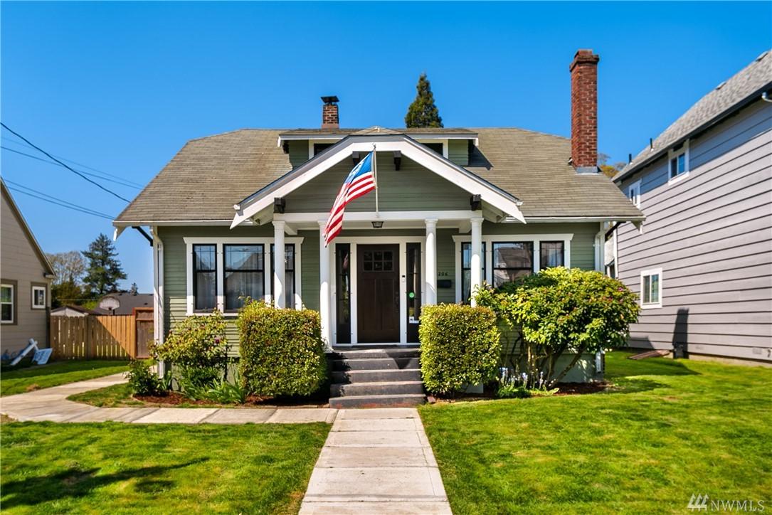 5206 Thompson Ave - Photo 1
