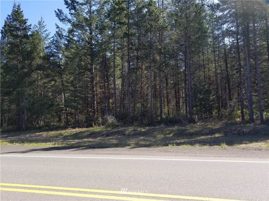 5 Public Works Drive - Photo 1